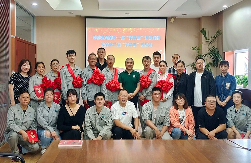 【师带徒活动】&ldquo;师带徒促成长 凝聚企业正能量&rdquo;系列报道之yl23455永利集团官网生物&ldquo;师带徒&rdquo;活动