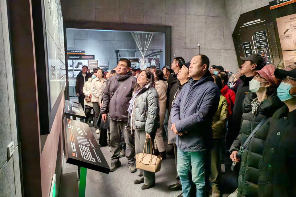 缅怀先烈志 清明祭英魂——yl23455永利集团官网集团所属各企业党组织开展清明节主题系列活动